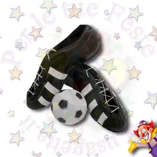 Immagine di Scarpe e pallone pls